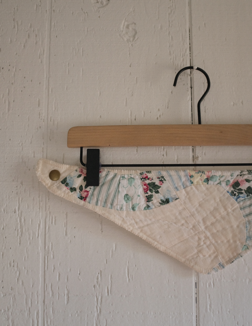 Quilt Scrap Neck Kerchief - Floral Wedding Ring