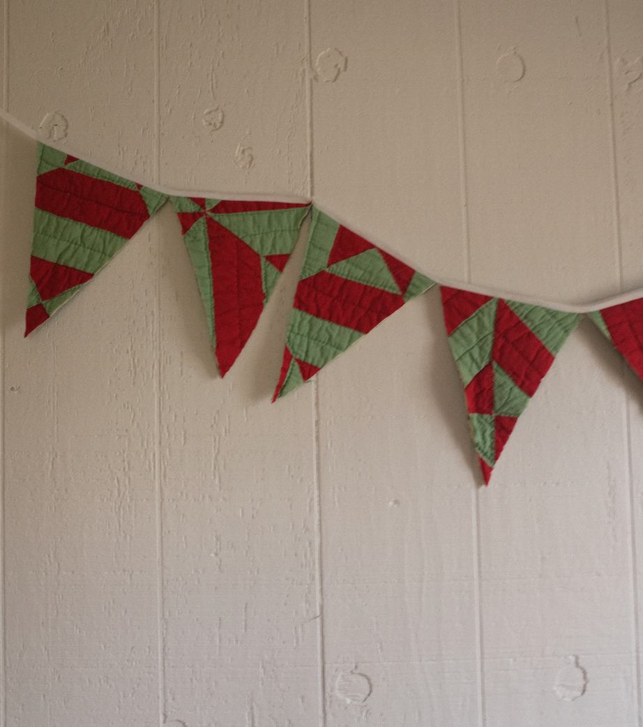 Quilt Bunting - Red + Green