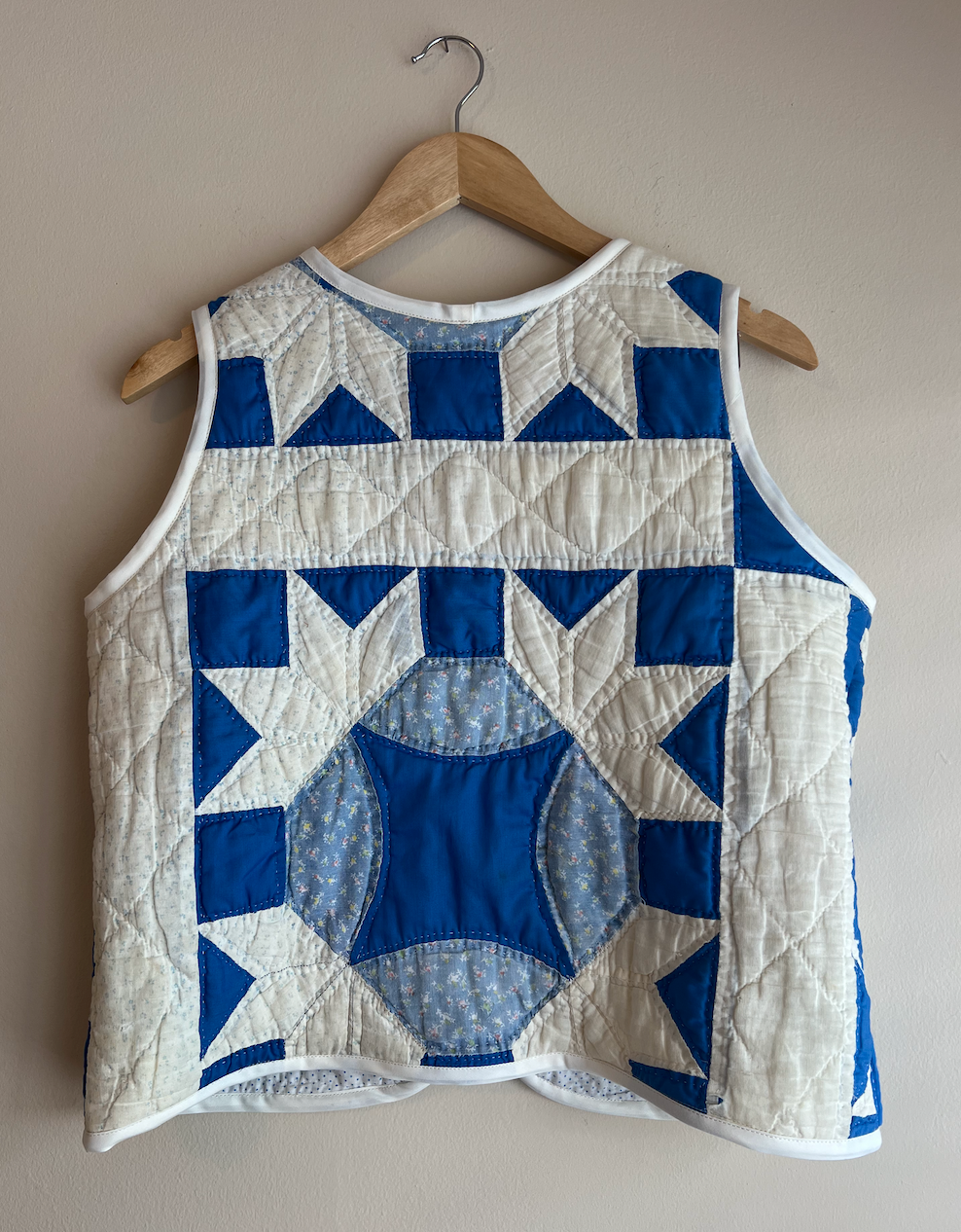 Quilt Vest - Sawtooth Star
