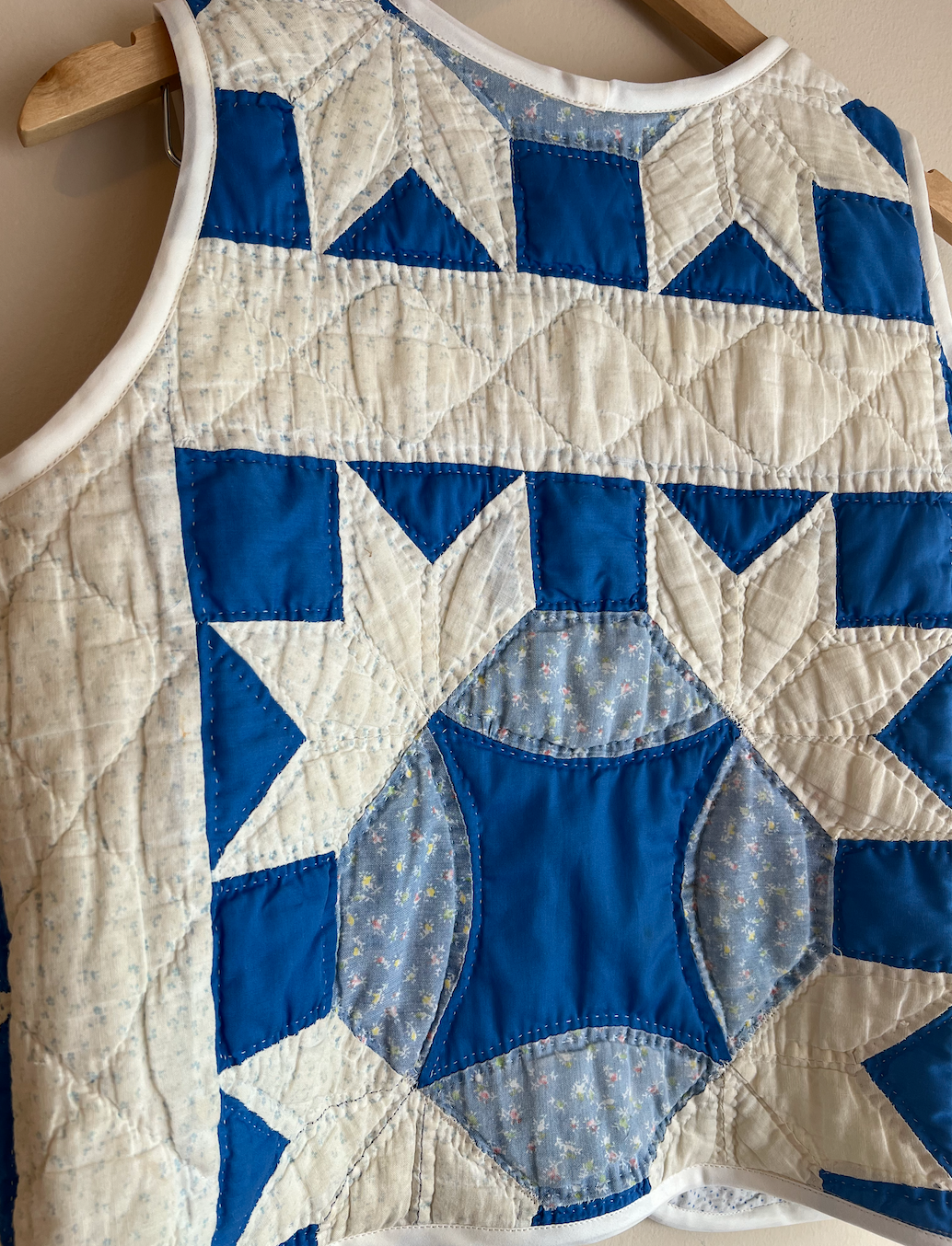 Quilt Vest - Sawtooth Star