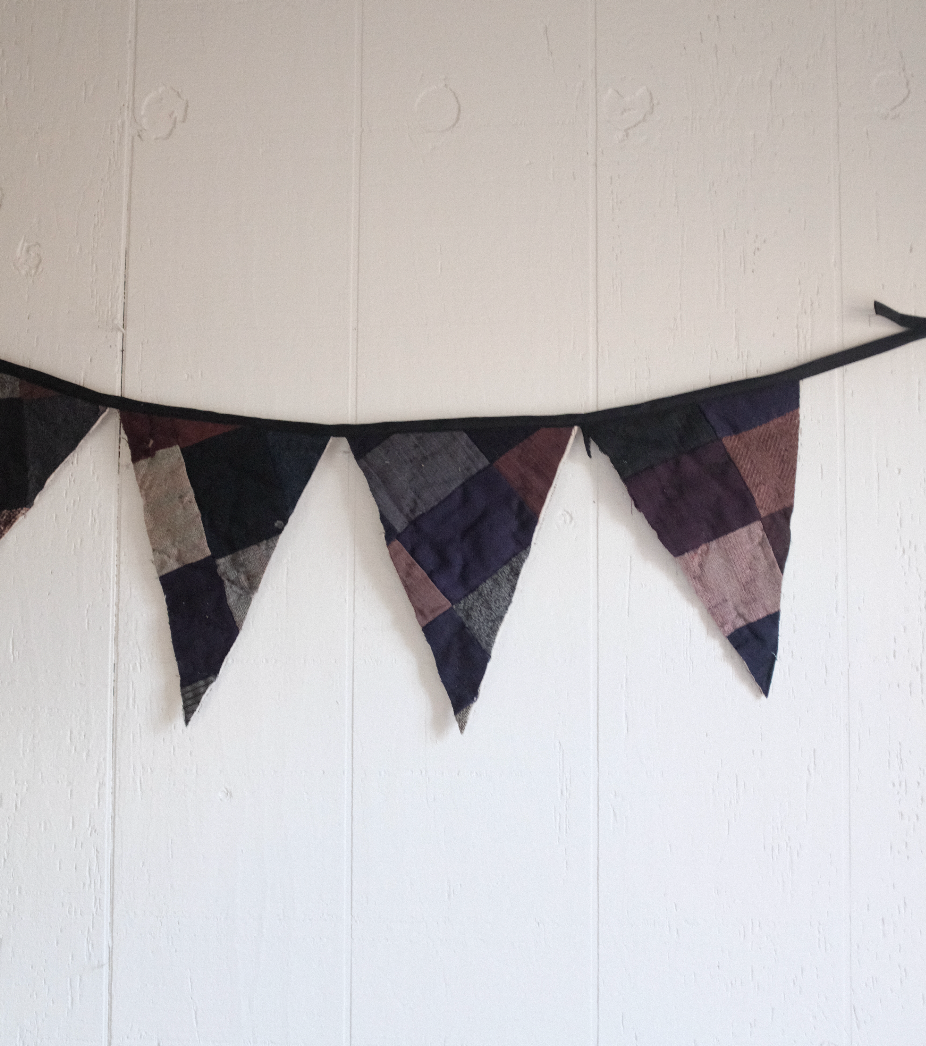 Quilt Bunting - Wool Bricks