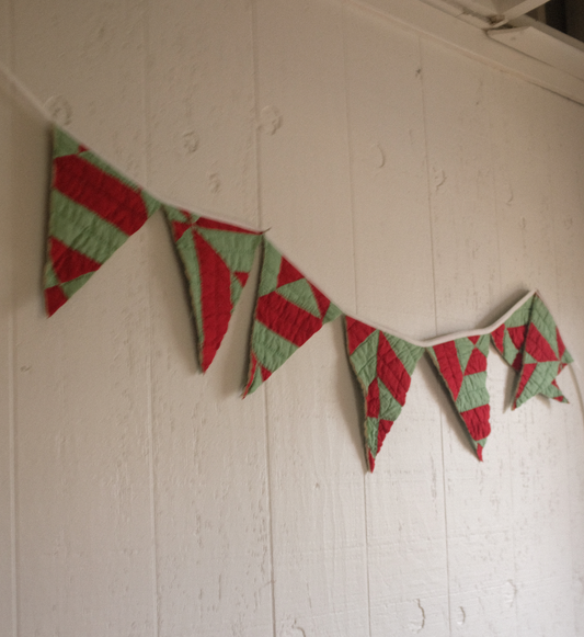 Quilt Bunting - Red + Green
