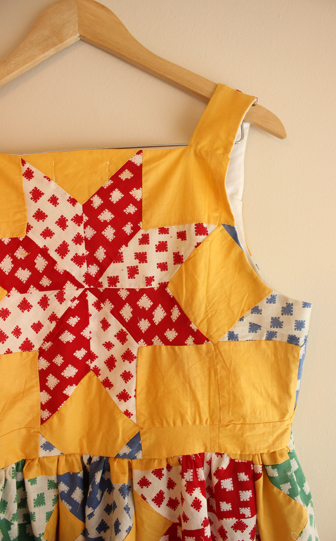 Quilt Top Dress - Yellow 8 Point Star