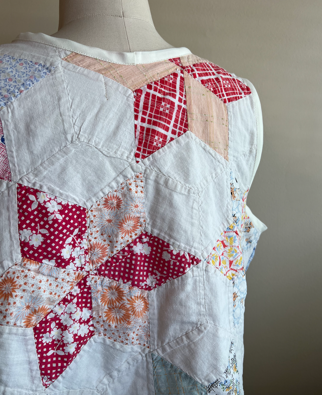 Quilt Vest- Feedsack 6 Point Star