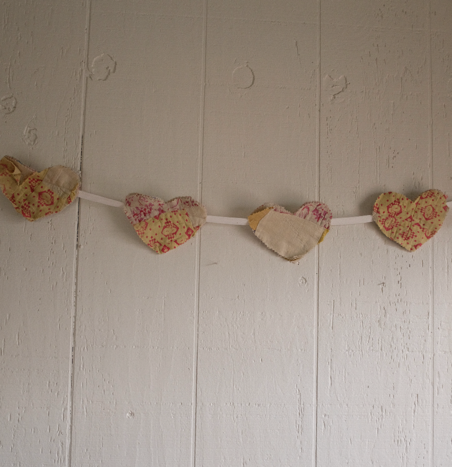 Quilt Heart Bunting - Yellow Squares