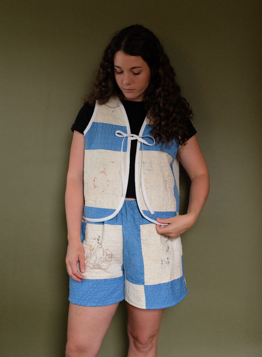 Quilt Vest - Blue Embroidery M