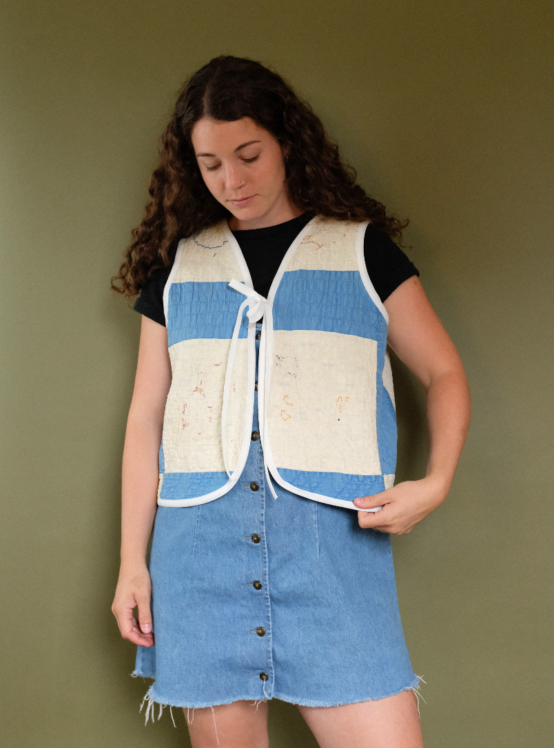 Quilt Vest - Blue Embroidery M