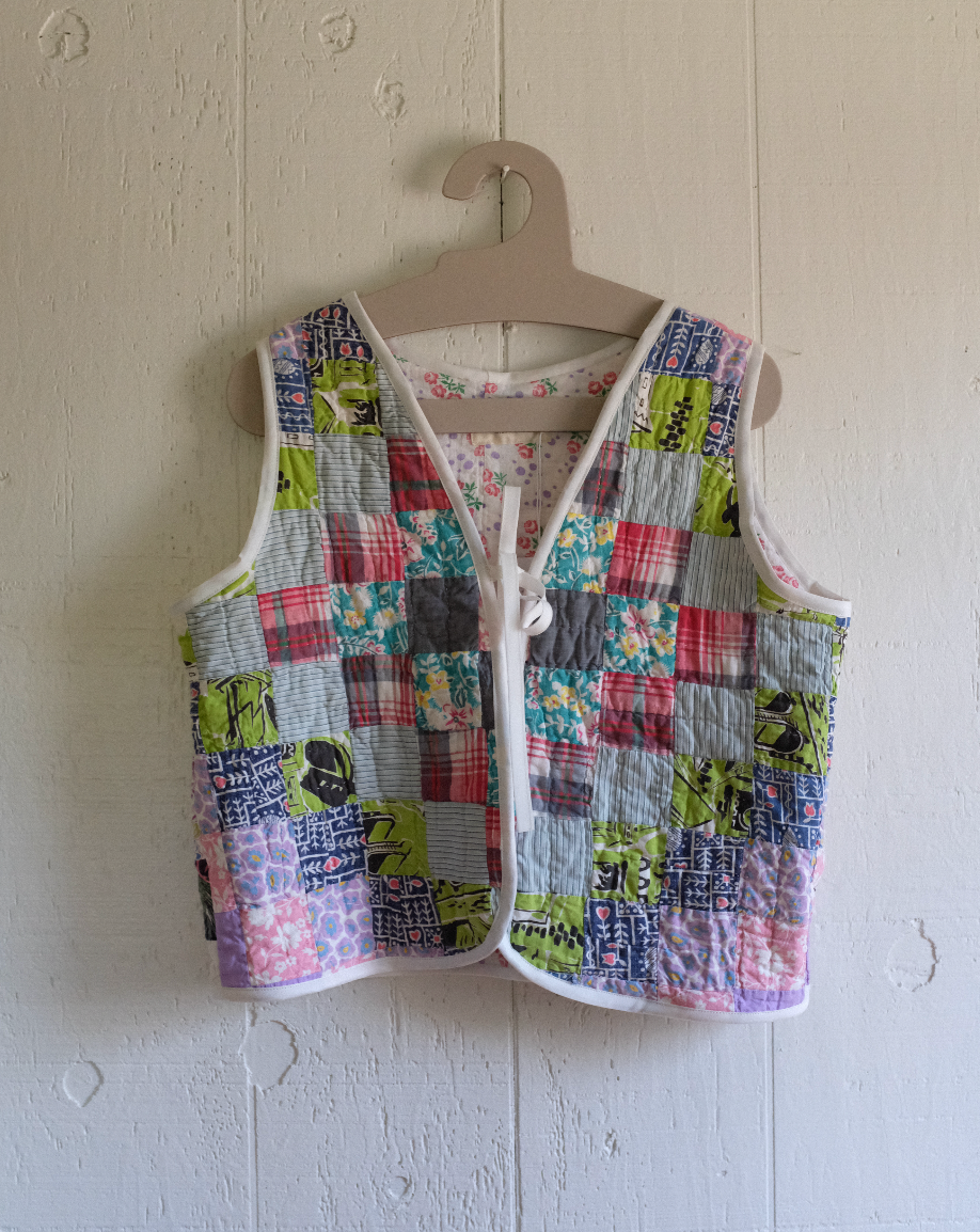 Quilt Vest - Feed Sack Postage Stamp L